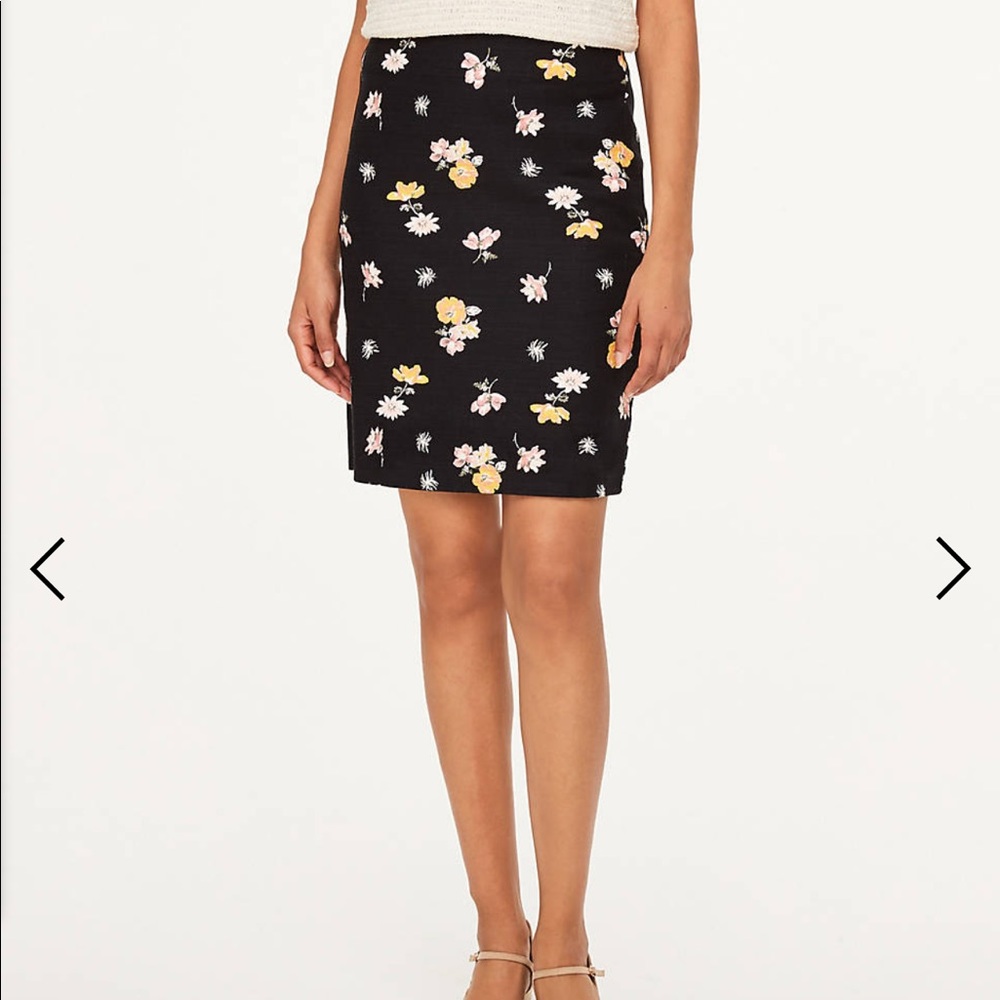 LOFT Bouquet Straight Skirt